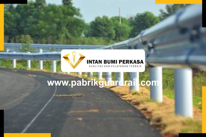 Guardrail Pagar Pembatas Jalan Standar Nasional Harga Murah Kota Gresik