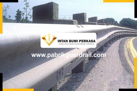 Supplier Guardrail Galvanis Harga Murah Tebal 6mm Kota Probolinggo